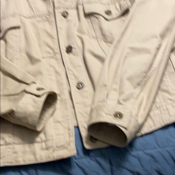 Jacket - Picture 2 of 4
